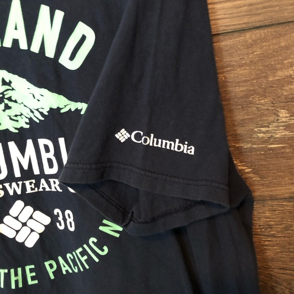• Columbia T-Shirt In Great Condition with No Flaws Size XL “Portland” - Picture 2 of 3